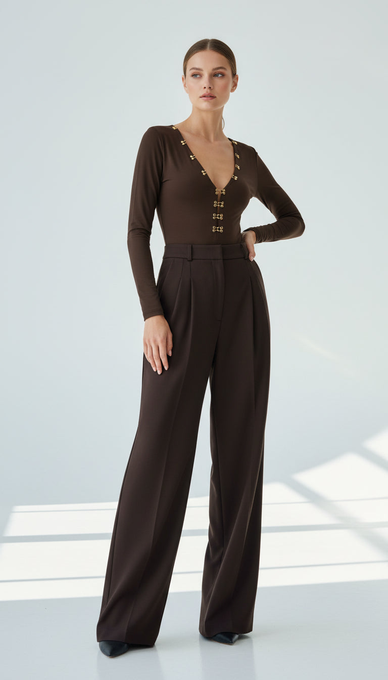 UMA KAHVERENGİ V YAKA BODYSUIT