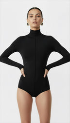 NENSI BOĞAZLI SİYAH BODYSUIT